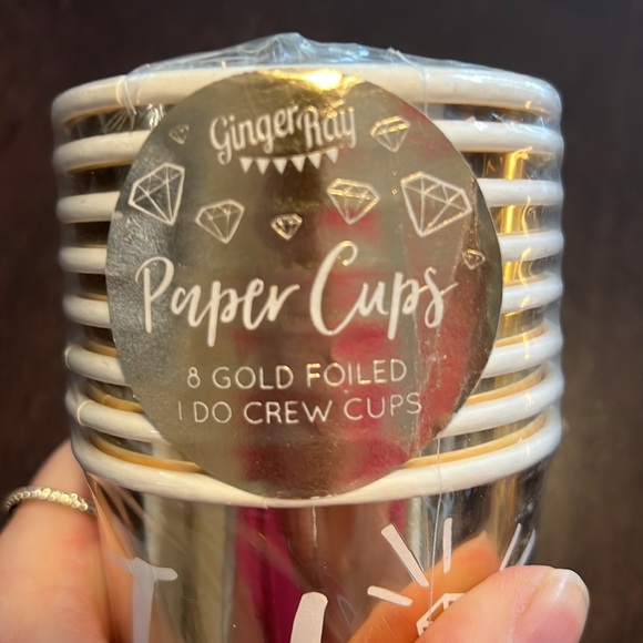 NEW AND SEALED 16 I Do Crew Paper cups - Picture 2 of 2